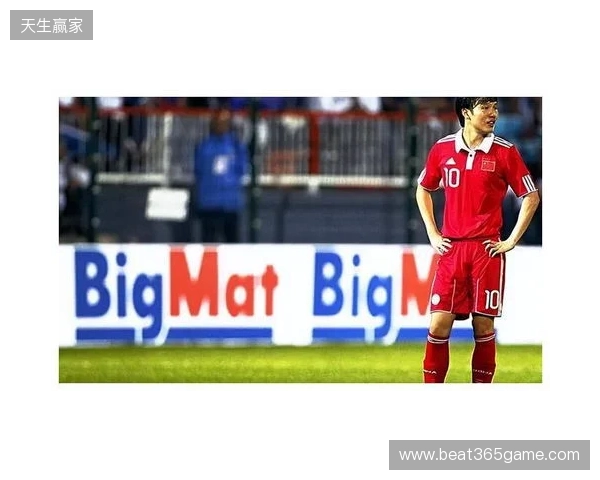 邓卓翔、常卫魏、闫毅等人参加2025武汉足球明星表演赛 邓卓翔、常卫魏、闫毅等人参加2025武汉足球明星表演赛