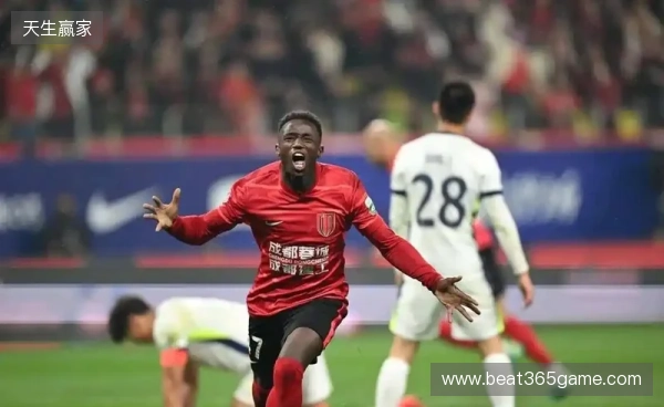 博主：蓉城外援卡隆目前仍处于留队状态，但已不可能随队踢中超